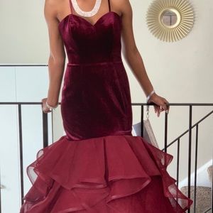 Burgundy prom dress pd $500 asking $300 obo